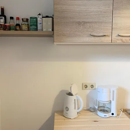 Apartment Hinterhaus No4 *